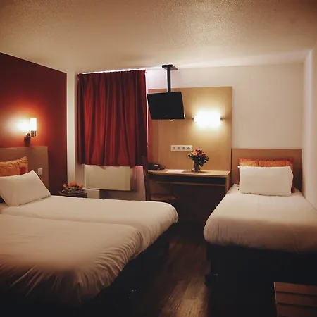 Hotel La Roseraie - & Restaurant Fontenay-aux-Roses
