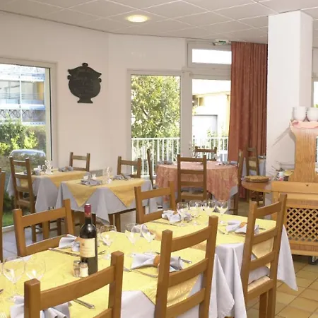 Hotel La Roseraie - & Restaurant
